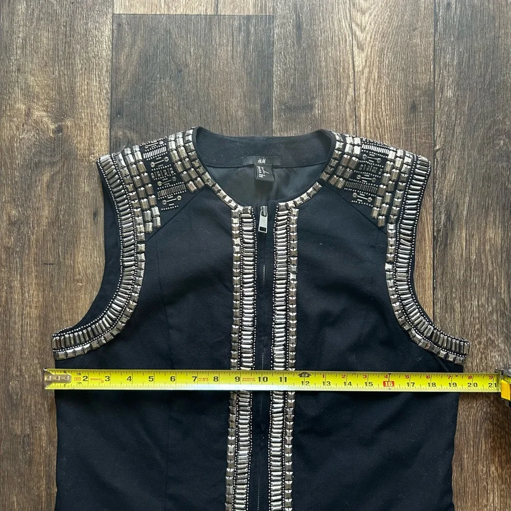New Icons Studded Vest - Picture 5 of 6